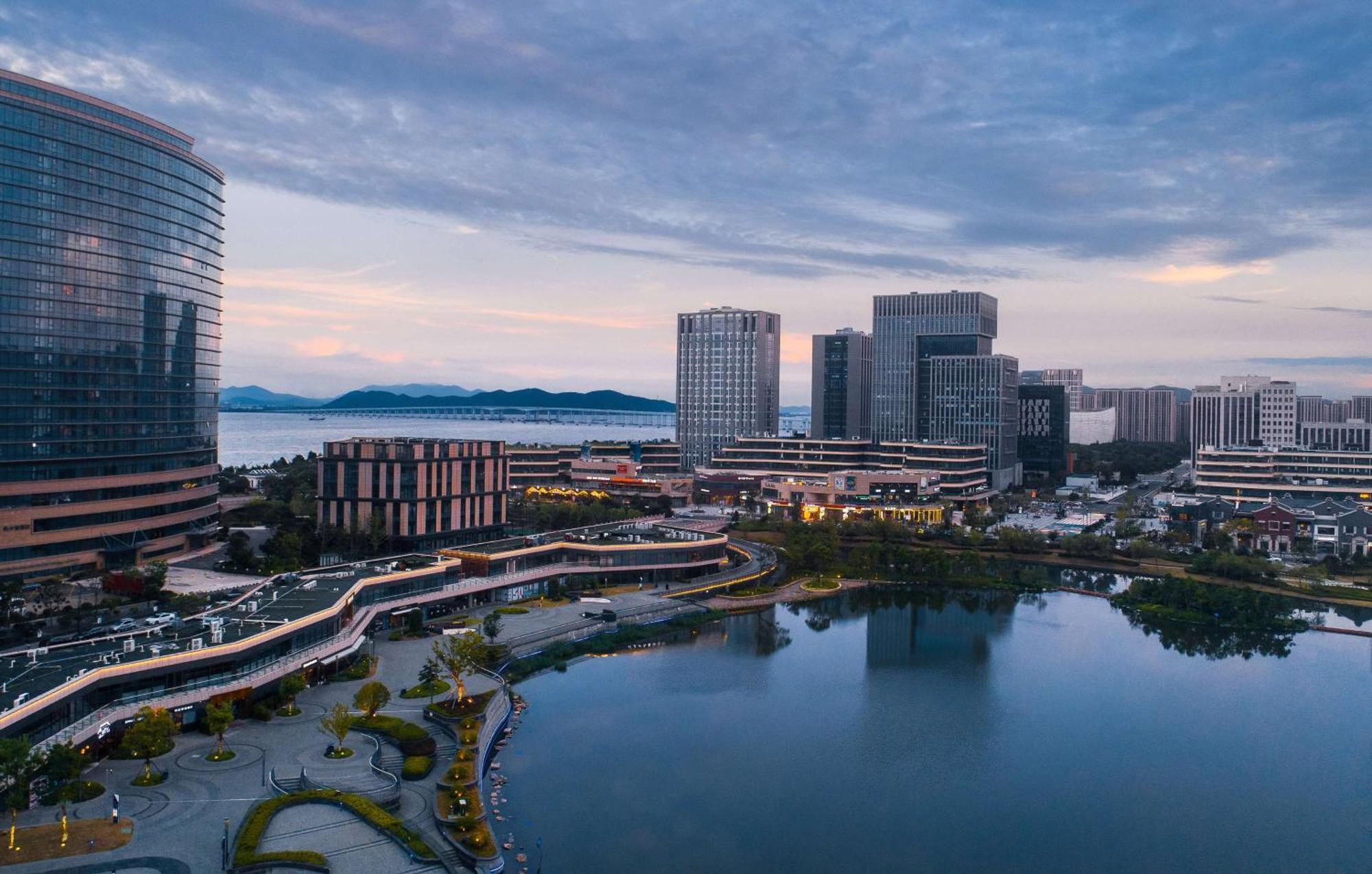 Hilton Zhoushan Esterno foto