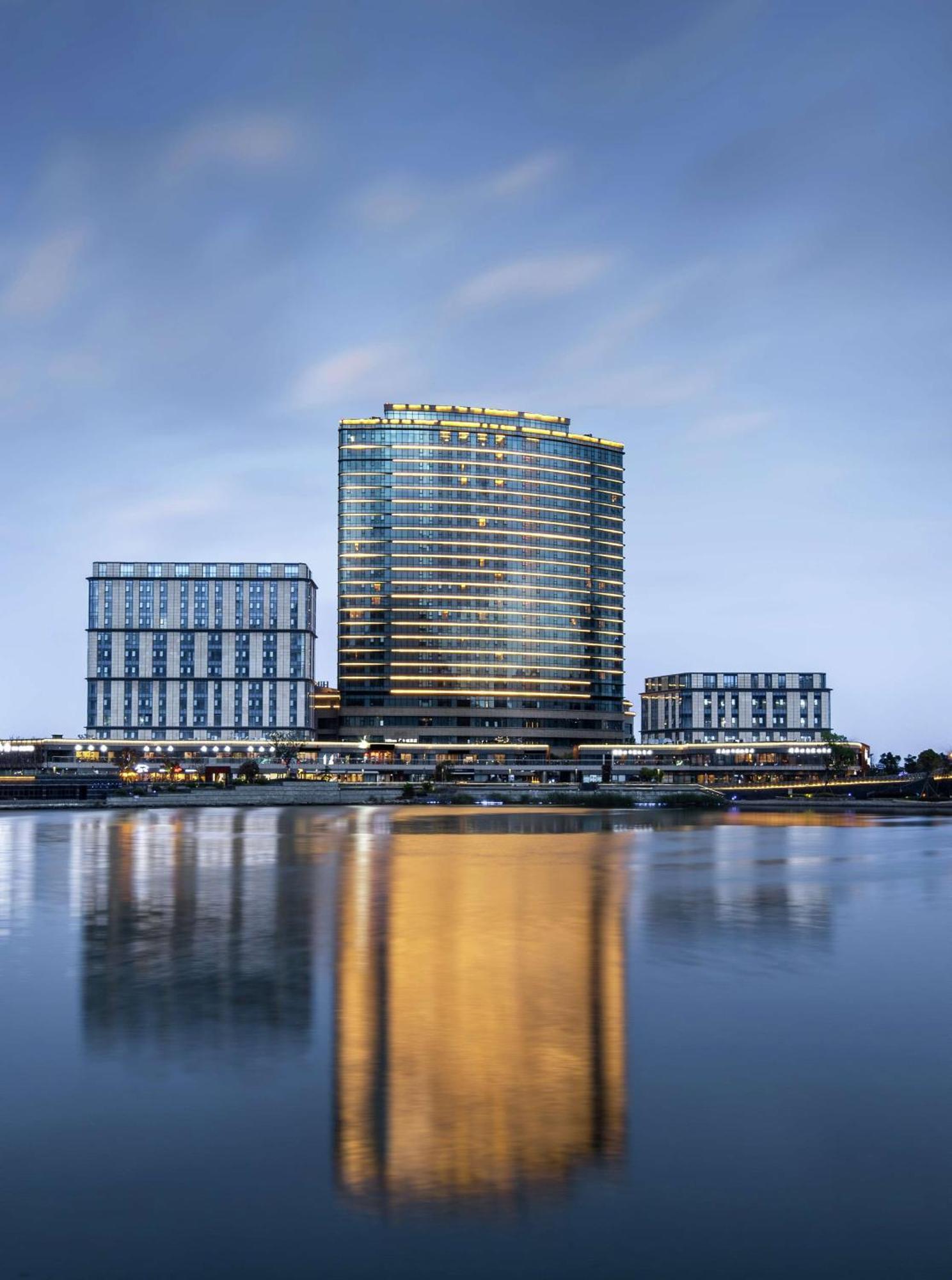 Hilton Zhoushan Esterno foto